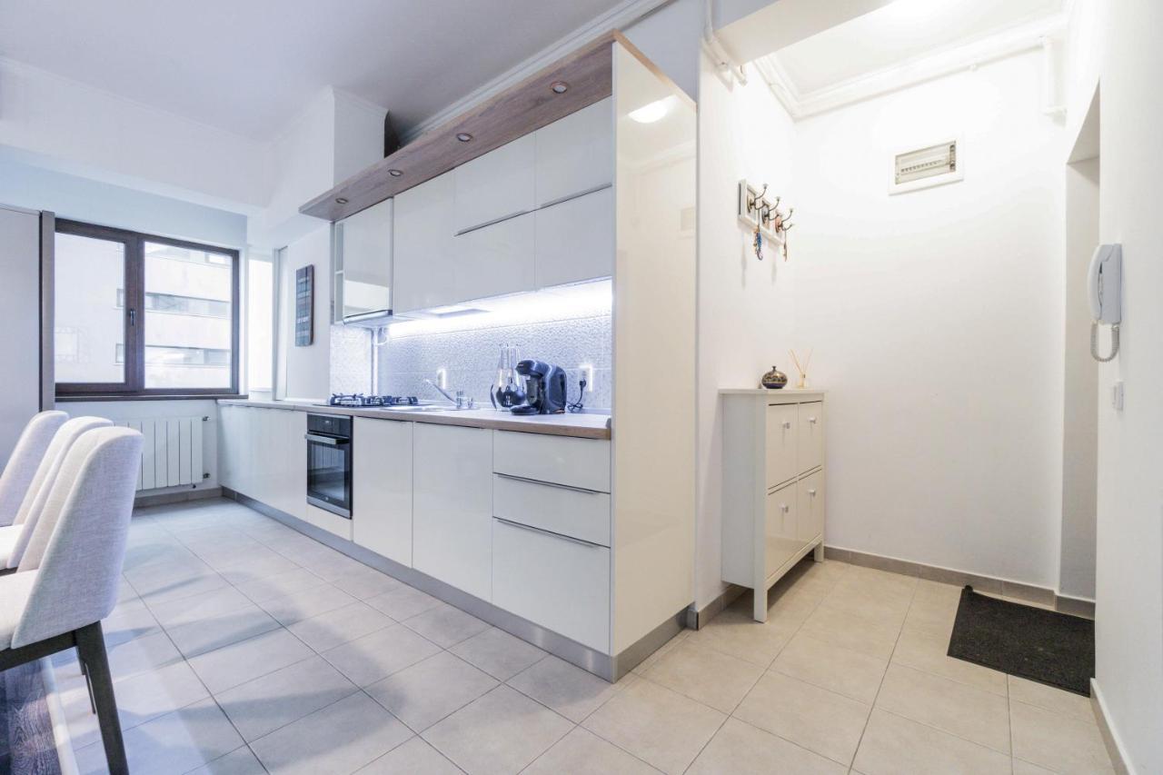 Luxury Baneasa Apartment Bucharest Exterior photo